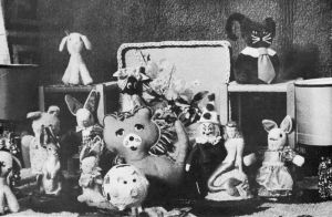 November, December 1973 Christmas Gifts Made By Patients, Photo H Jones.
